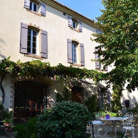 Chambres D Hotes De Charme Dans Mas La Souvine Du 17Eme, Chambres Climatisees Bedarrides Luaran gambar